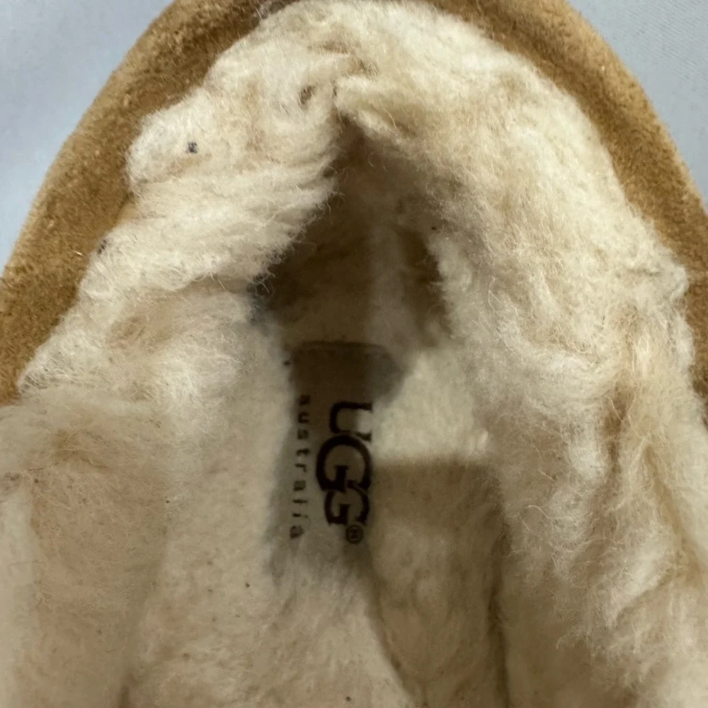 NWOT UGG Tan Suede Loafers with Plush Lining - Picture 2 of 3